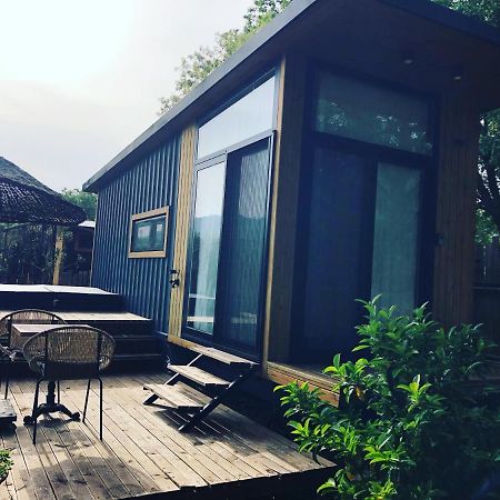 Отель Tiny House Kayakoey Kumquat Экстерьер фото